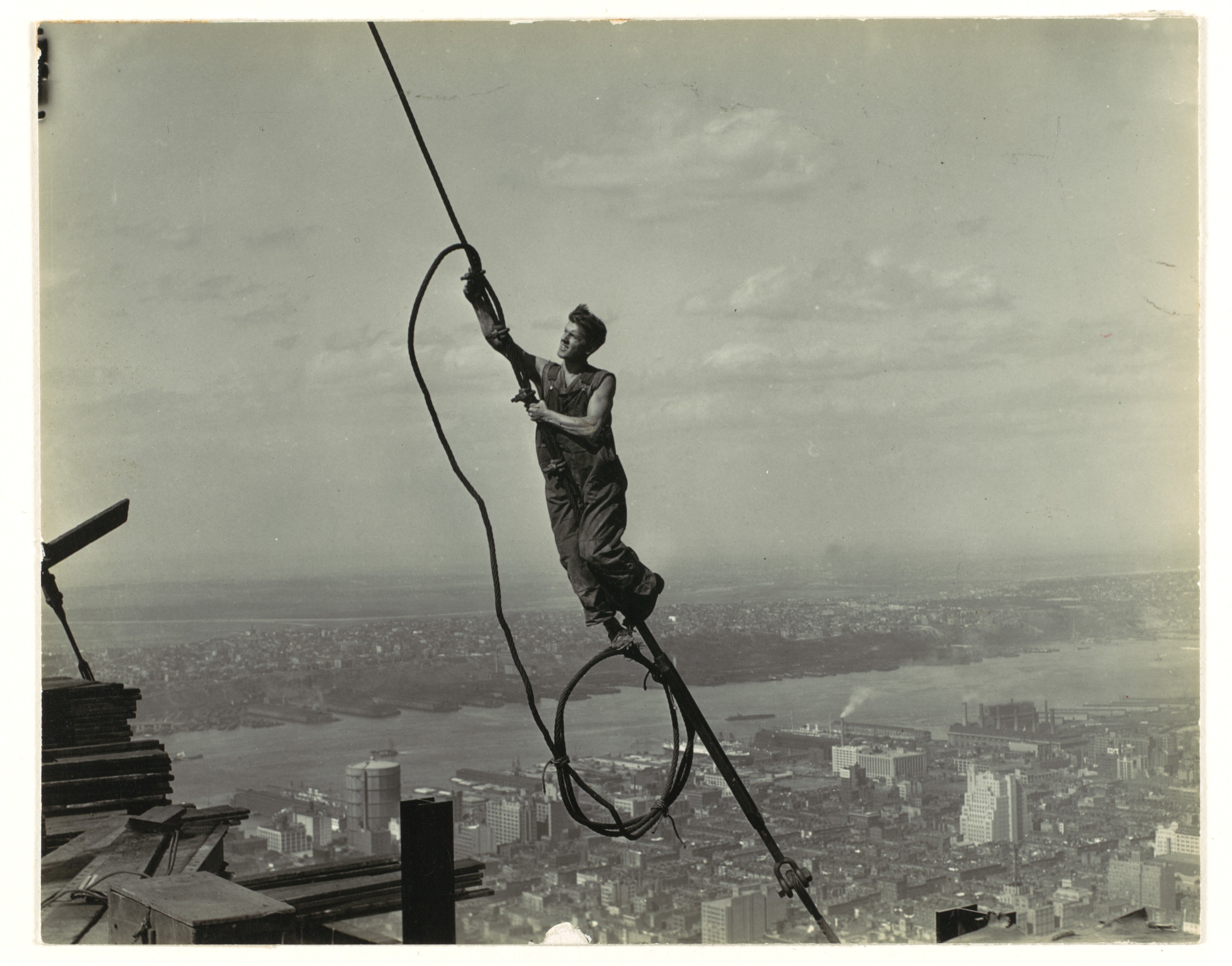 HINE (1930) - Icarus, Empire State Building
